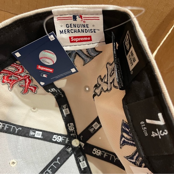 NWT Supreme New York Yankees Kanji New Era Fitted Cap Tan color - Picture 7 of 9